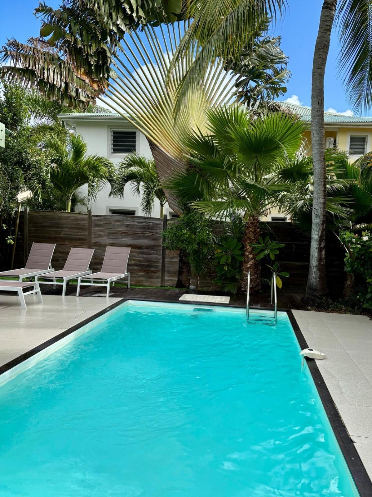 Villa Magellan, Walkable Orient Bay Beach, Private Pool 외부 사진