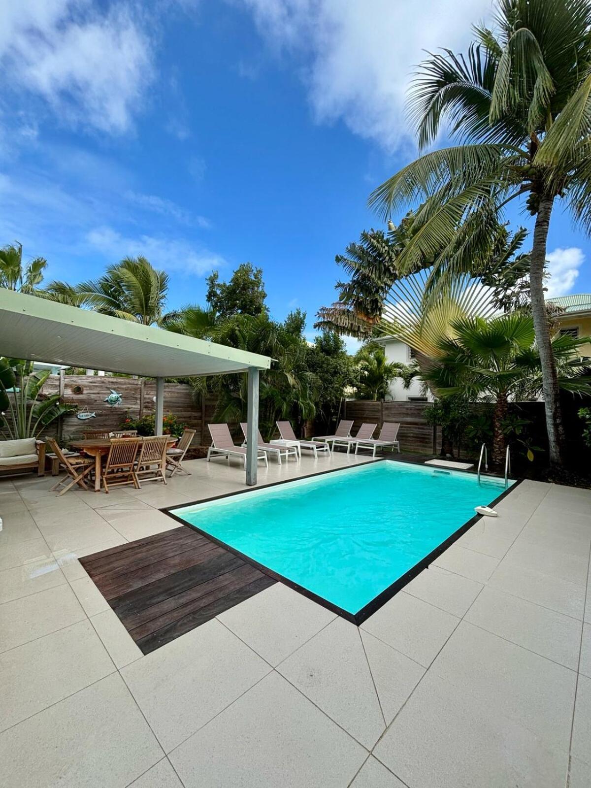 Villa Magellan, Walkable Orient Bay Beach, Private Pool 외부 사진