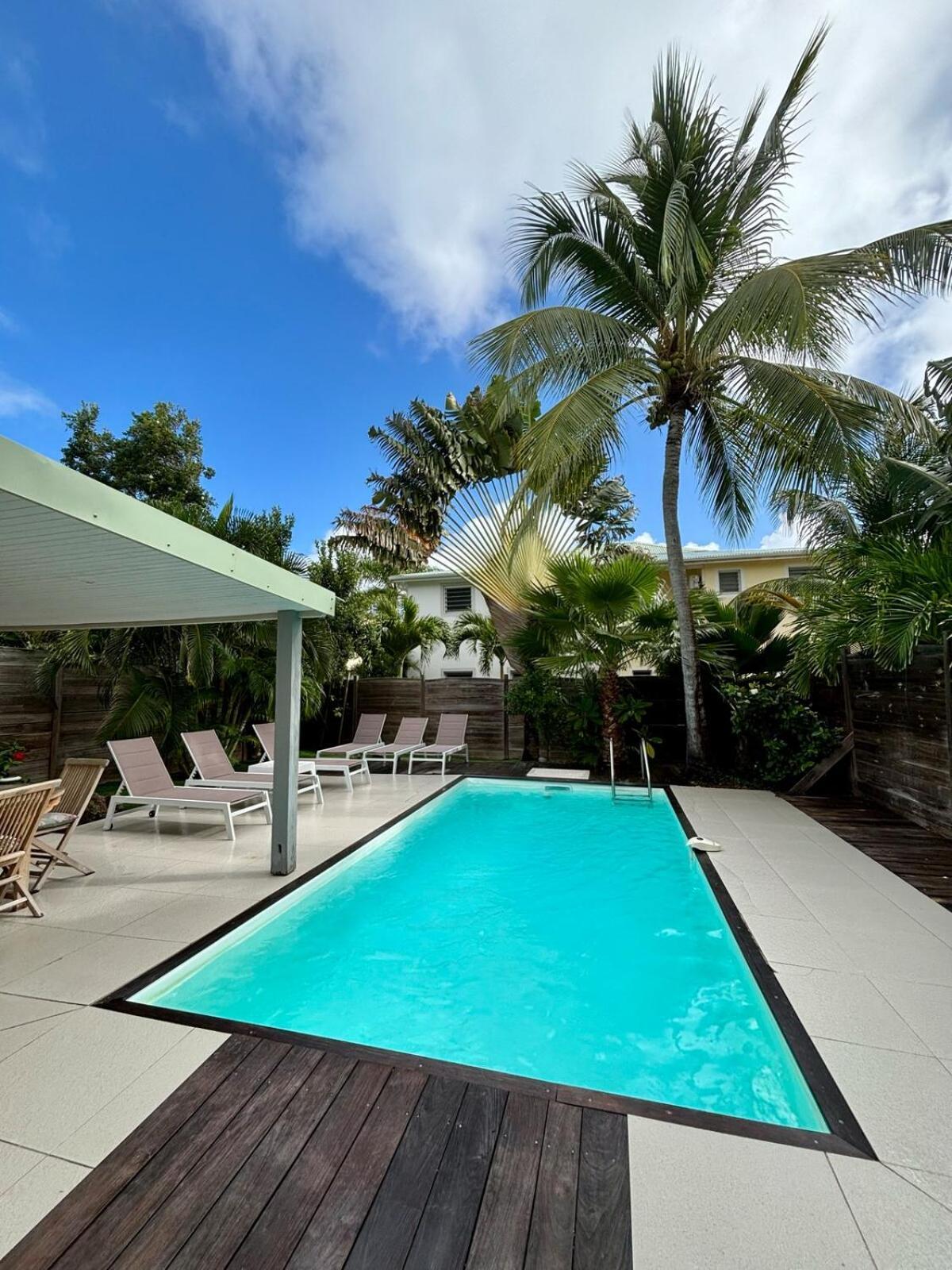 Villa Magellan, Walkable Orient Bay Beach, Private Pool 외부 사진